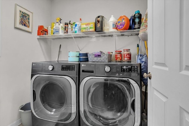 38 Point Pleasant Ave, Salem, VA 24153 - clothes washing area featuring laundry area and washing machine and dryer