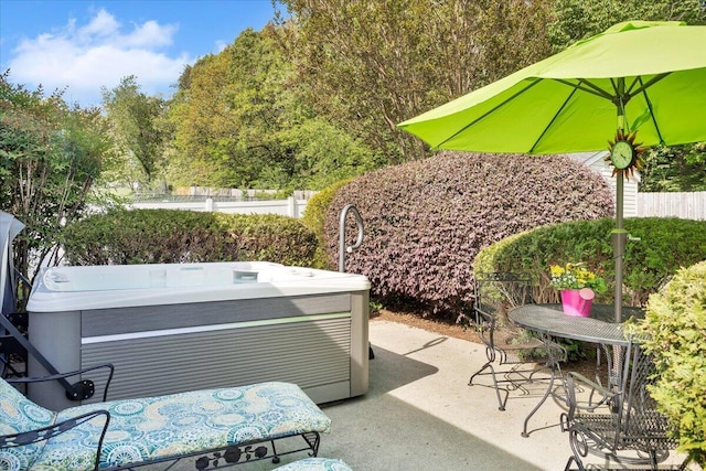38 Point Pleasant Ave, Salem, VA 24153 - view of patio featuring fence, outdoor dining space, and a hot tub
