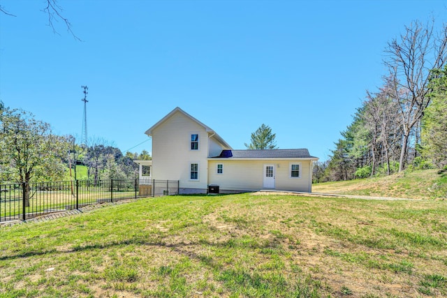 319 Trinity Rd, Troutville, VA 24175 - back of house with a lawn and fence