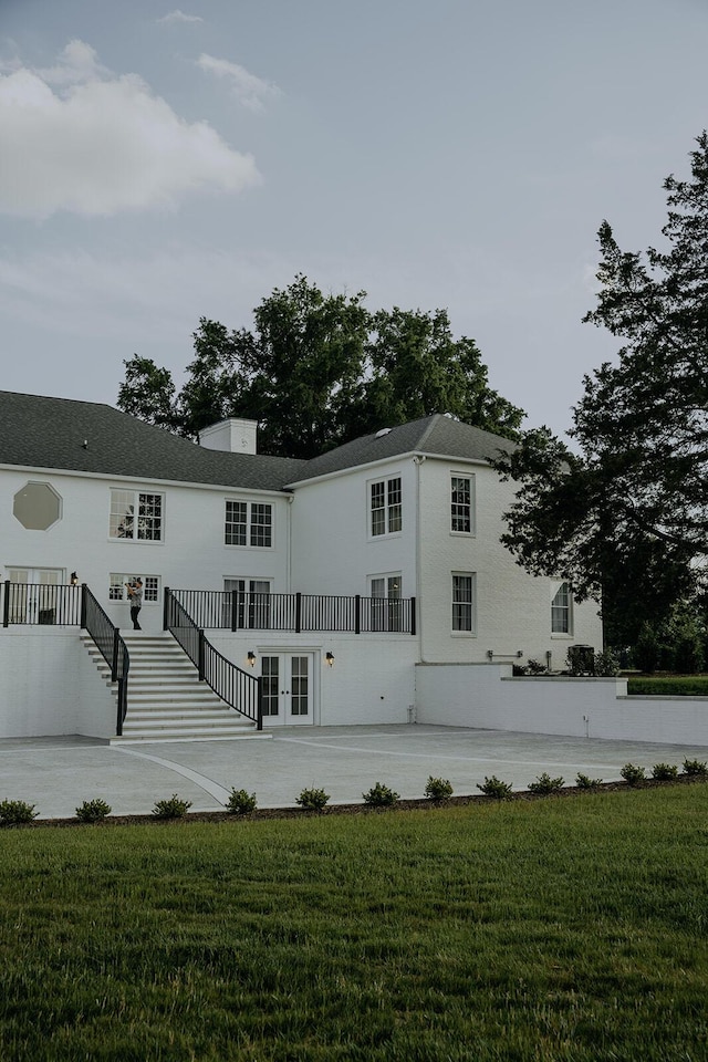 view of building exterior