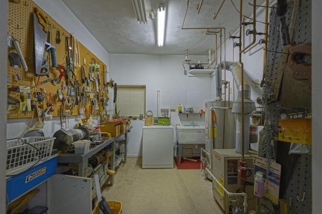 1615 Deyerle Rd SW, Roanoke, VA 24015 - basement with washer / clothes dryer, a workshop area, and a sink