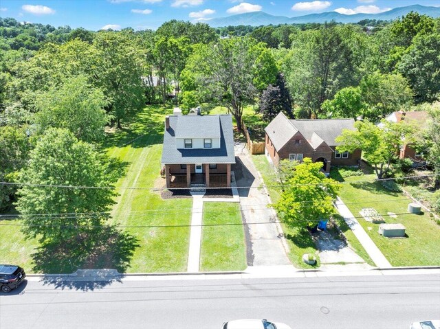 aerial view of property and surrounding area