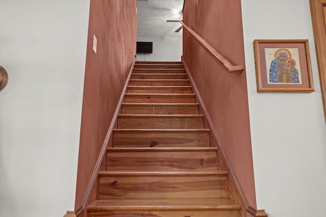 30 Boulder Point Dr, Hardy, VA 24101 - view of stairway