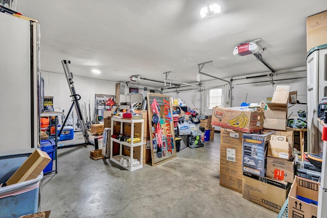 72 Windsor Ct, Roanoke, VA 24019 - garage featuring a garage door opener