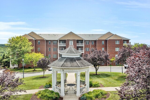 4444 Pheasant Ridge Rd Unit 206, Roanoke, VA 24014 - surrounding community featuring a yard and a gazebo