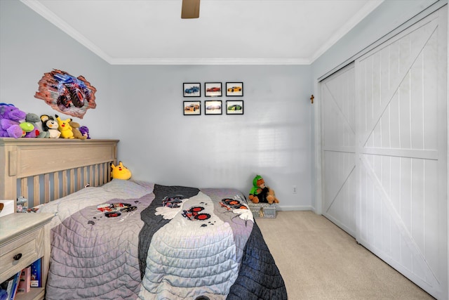 bedroom with crown molding, baseboards, ceiling fan, and light carpet