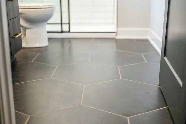 room details featuring toilet