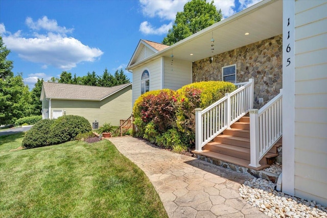 1165 Joffrey Dr, Huddleston, VA 24104 - view of property exterior with a yard