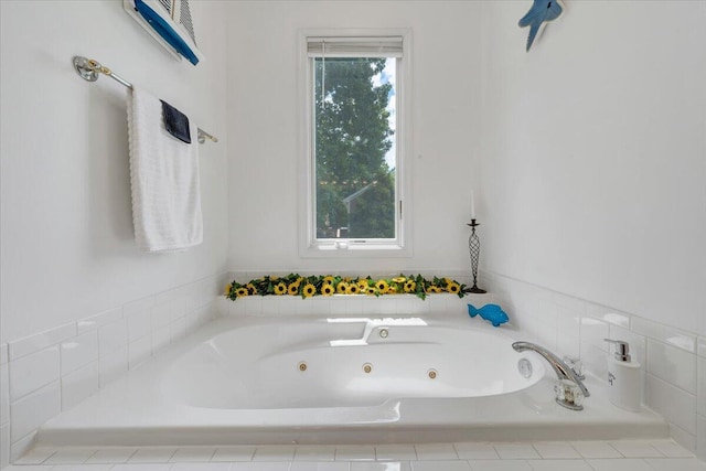 1165 Joffrey Dr, Huddleston, VA 24104 - full bath with a tub with jets