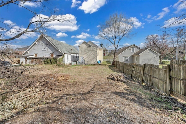 1012 Loudon Ave NW, Roanoke, VA 24016 - view of yard with fence