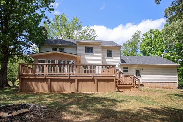 6151 Buckland Mill Rd, Roanoke, VA 24019 - back of house featuring a lawn and a deck
