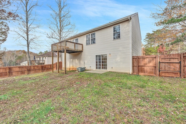 260 Harbor Landing Dr, Moneta, VA 24121 - back of house with central AC, a gate, and a deck
