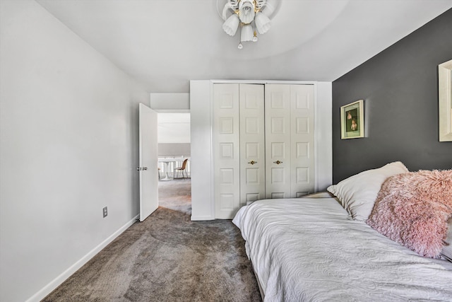 117 Windward Dr SW, Roanoke, VA 24018 - bedroom featuring ceiling fan, wood finished floors, and a closet