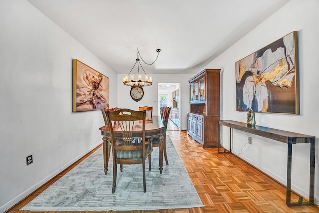 117 Windward Dr SW, Roanoke, VA 24018 - dining room featuring baseboards and a chandelier