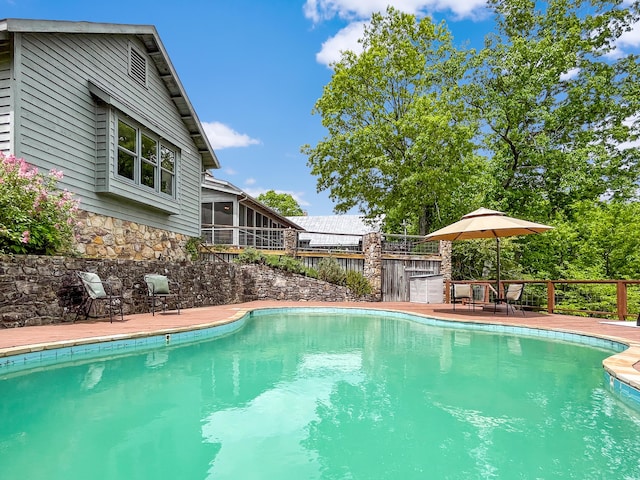 388 Hemlock Ridge Ln, Catawba, VA 24070 - view of pool featuring a sunroom