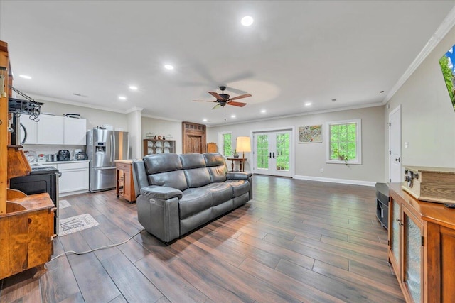 living area featuring crown molding, recessed lighting, ceiling fan, and dark wood-style flooring