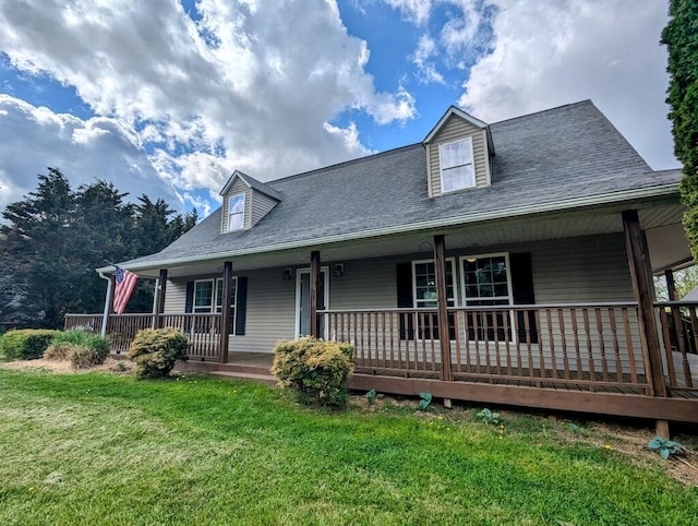 180 Daniels Run Rd NE, Copper Hill, VA 24079 - view of front facade featuring covered porch and a front lawn