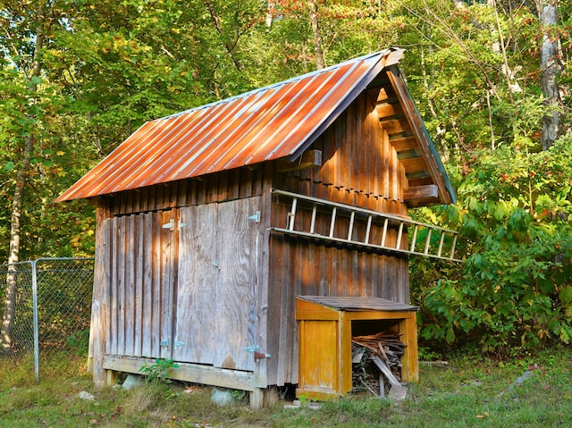 195 Lost Spring Ln, Lexington, VA 24450 - view of shed featuring fence