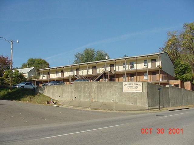 exterior space featuring fence