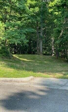 7200 Nandina Dr, Roanoke, VA 24018