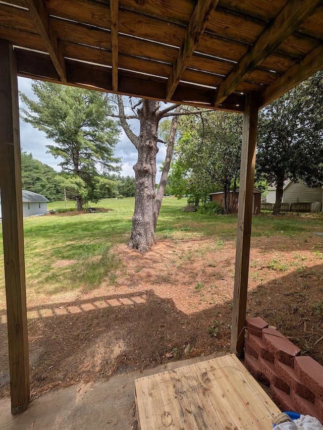 58 Lakeland Cir, Troutville, VA 24175 - view of yard