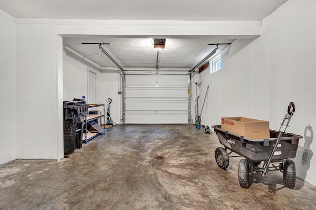 3443 Overhill Trl, Roanoke, VA 24018 - garage featuring a garage door opener