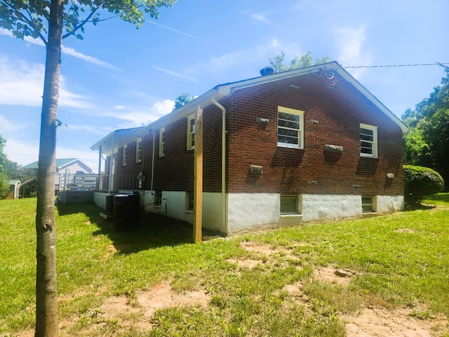 1742 Fruitridge Dr, Penhook, VA 24137 - view of side of property featuring brick siding and a yard