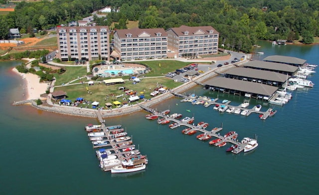 1217 Graves Harbor Trl Unit 119, Huddleston, VA 24104 - aerial view of property and surrounding area featuring a large body of water and apartment complex / building