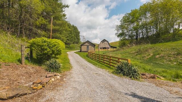 336 Turkey Run Ln, Rural Retreat, VA 24368 - view of dirt / gravel driveway with a barn