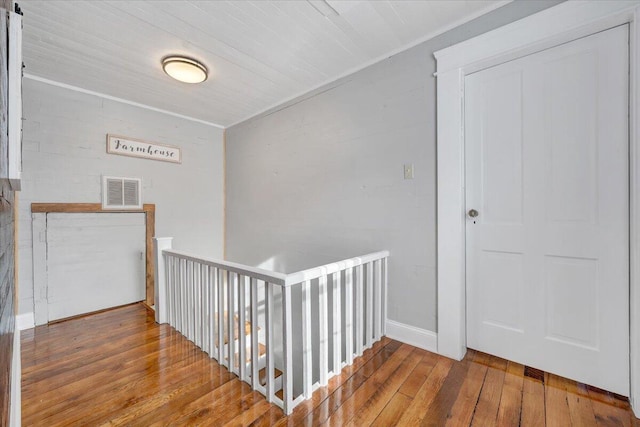 380 Trails End Dr, Hardy, VA 24101 - hall featuring hardwood / wood-style flooring, an upstairs landing, and baseboards