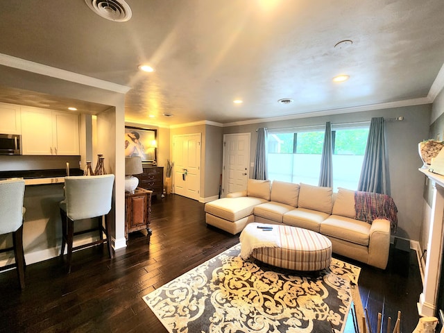 living room with crown molding, baseboards, dark wood finished floors, and recessed lighting
