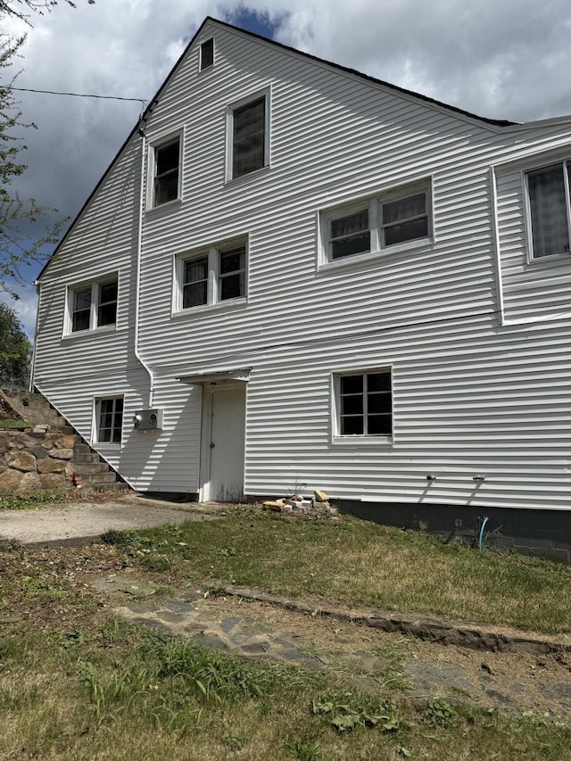 111 Rosedale Ave, Covington, VA 24426 - view of back of property