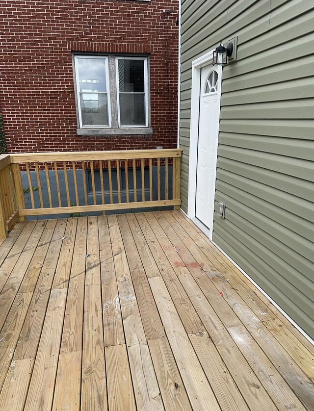 321 Patton Ave NW, Roanoke, VA 24016 - view of wooden deck