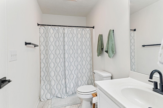 1503 Cassell Ln, Bedford, VA 24523 - bathroom featuring toilet, a textured ceiling, vanity, and curtained shower