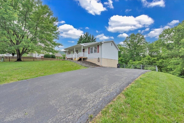112 N Rome Dr, Roanoke, VA 24019 - view of front facade with a porch, asphalt driveway, and stairs