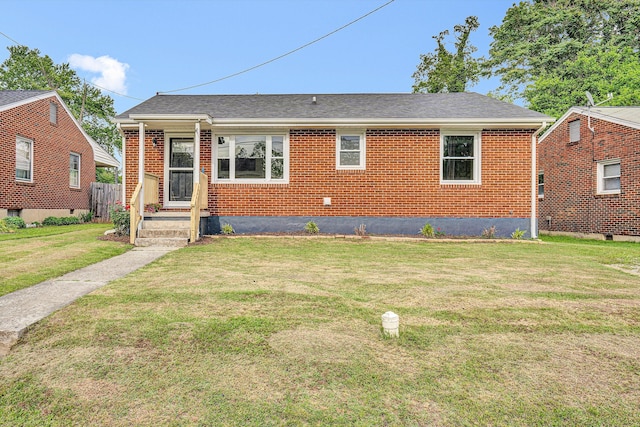 216 Ross St, Salem, VA 24153 - view of front of house featuring a front lawn and brick siding