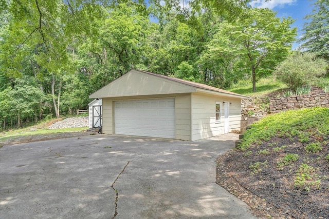 view of detached garage