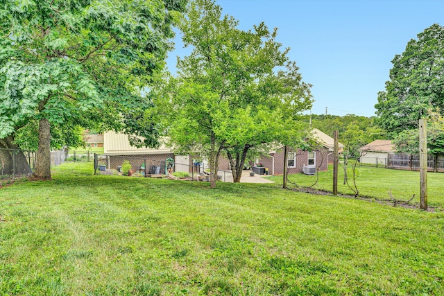 3643 Larson Ln, Roanoke, VA 24018 - view of yard