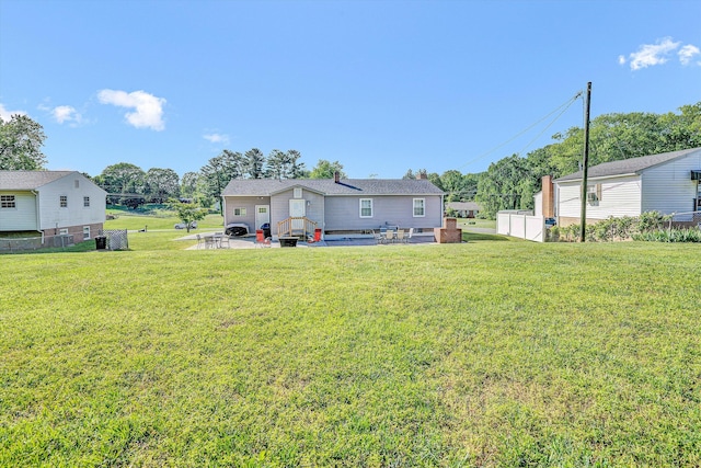 93 SW Ave, Buchanan, VA 24066 - view of yard featuring a patio