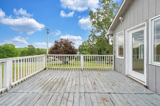 205 Park Shores Cir, Moneta, VA 24121 - view of wooden deck