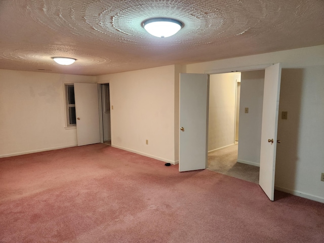 215 Overlook Rd, Vinton, VA 24179 - finished below grade area featuring carpet floors, a textured ceiling, and baseboards