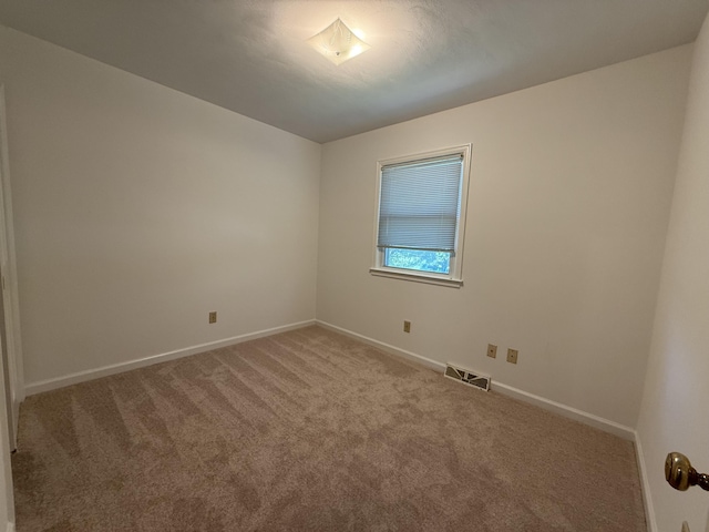 5265 Wipledale Ave, Roanoke, VA 24019 - carpeted empty room with baseboards