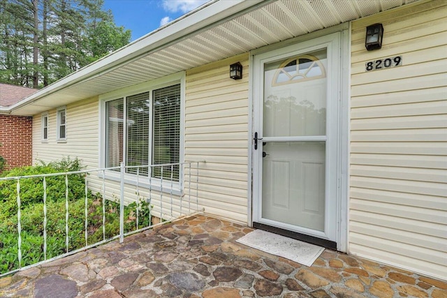 8209 Webster Dr, Roanoke, VA 24019 - view of doorway to property