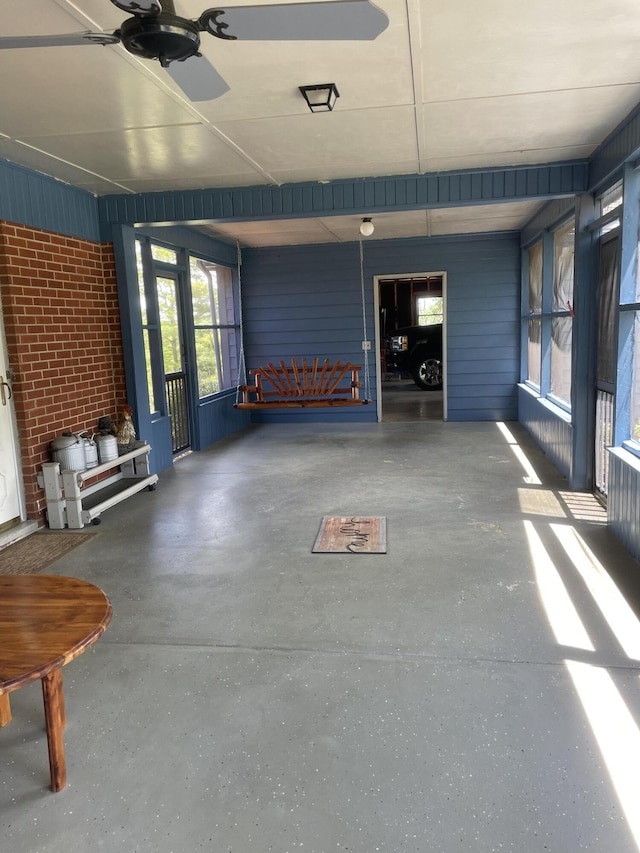 garage with a ceiling fan