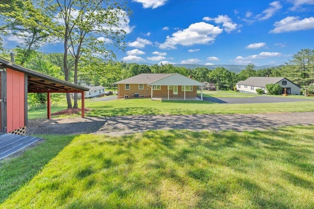 1104 Dolly Ann Dr, Covington, VA 24426 - view of green lawn