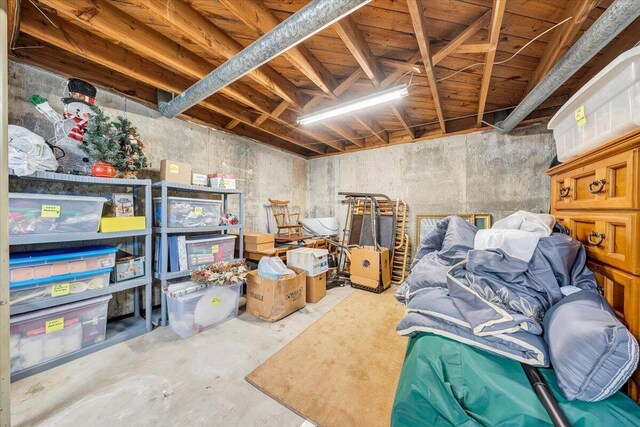 view of unfinished basement