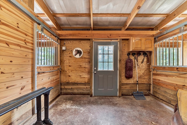 145 W Arrowhead Ct, Troutville, VA 24175 - view of horse barn