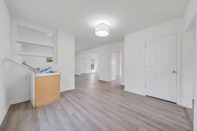 1008 Primrose St SE, Roanoke, VA 24014 - kitchen featuring light wood finished floors and light countertops