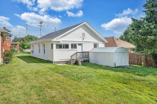 1008 Primrose St SE, Roanoke, VA 24014 - back of property with a storage unit