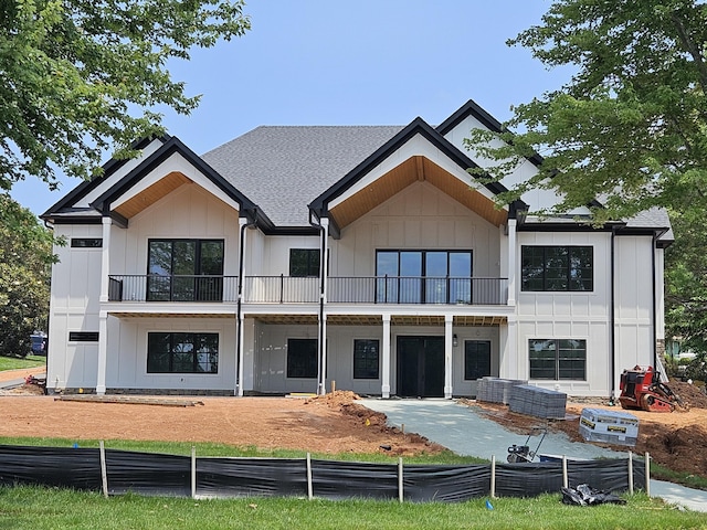 95 Shoreline Cir, Penhook, VA 24137 - rear view of house featuring a balcony
